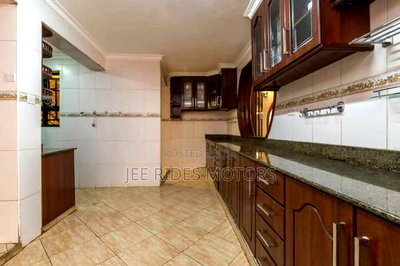 Furnished 5bdrm Maisonette in Golf View Estate, Nairobi Central - Image 6