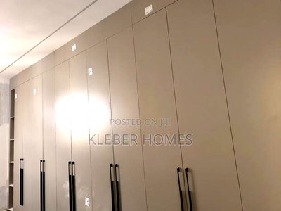 5bdrm Villa in Lavington for sale - Image 7