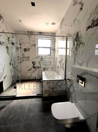 5bdrm Villa in Lavington for sale - Image 16