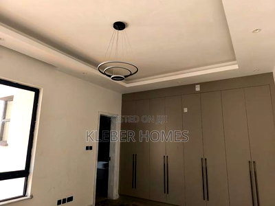 5bdrm Villa in Lavington for sale - Image 8