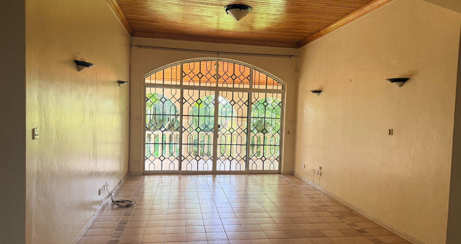 Lakeview 4BR Villa at KSh 480K