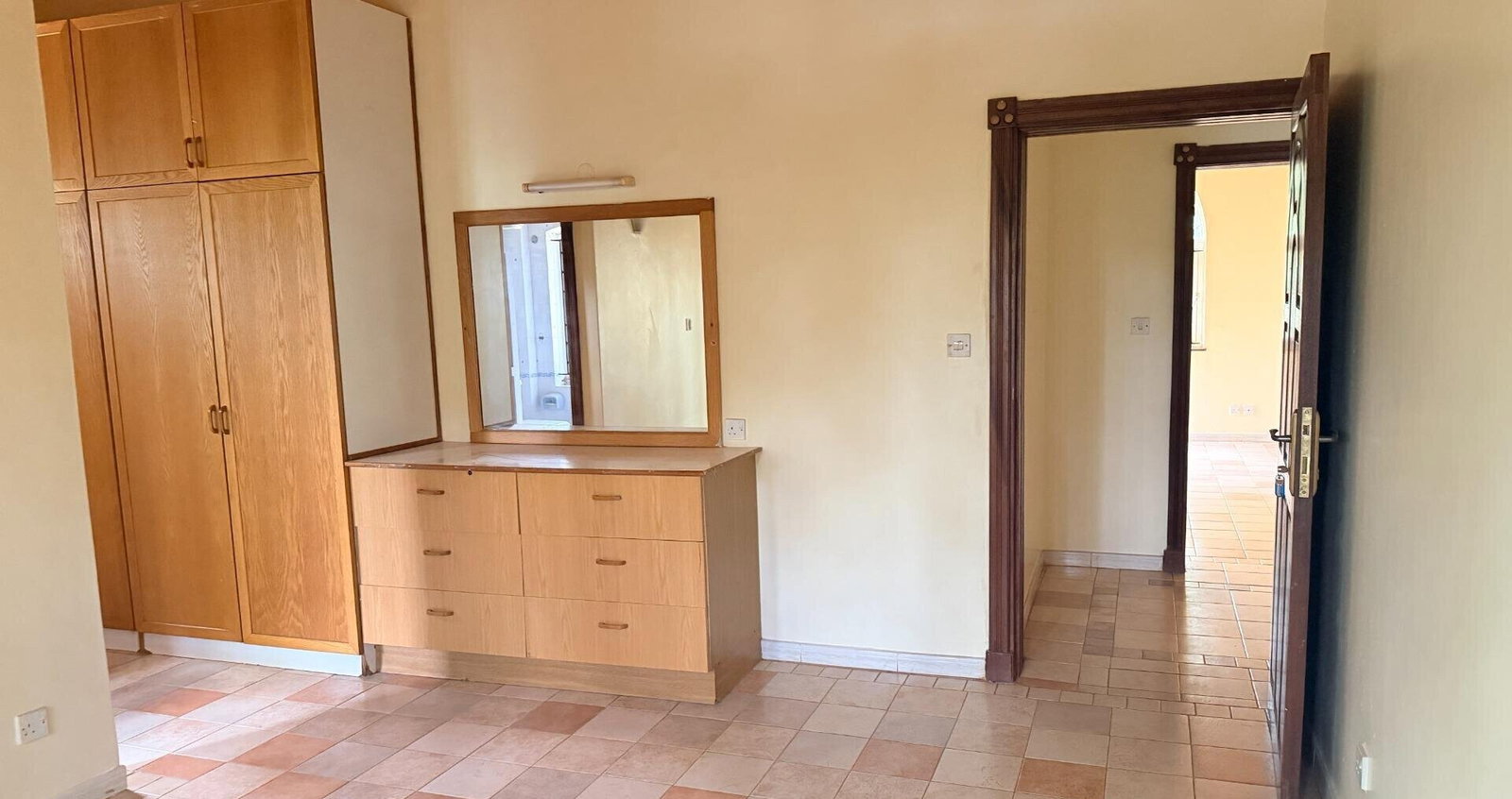 Lakeview 4BR Villa at KSh 480K
