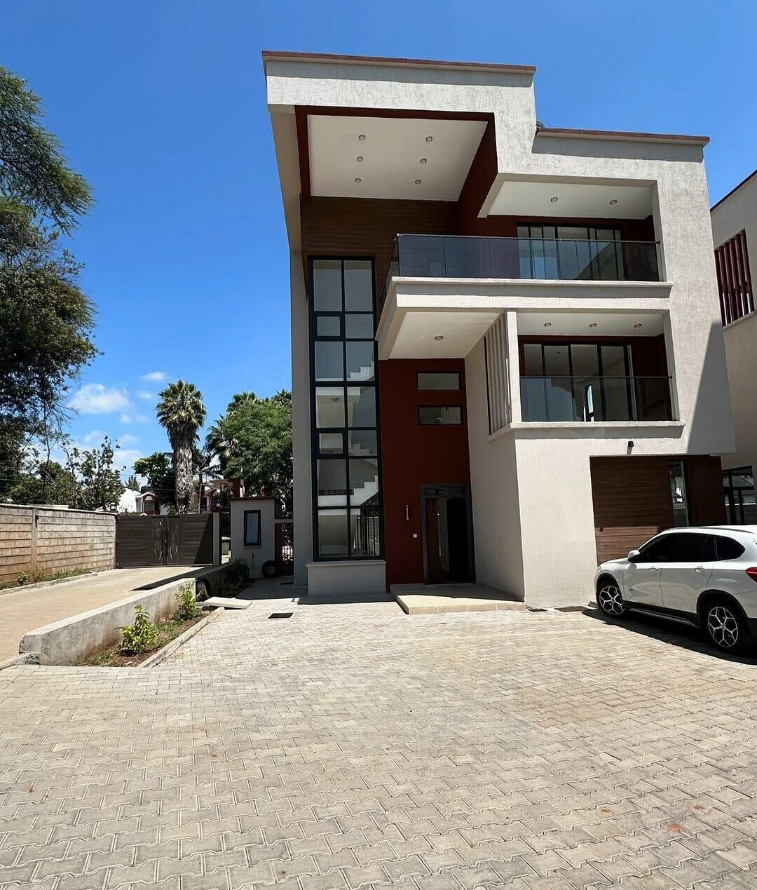New 5-Bed Townhouse with DSQ in Leafy Lavington Gated Community