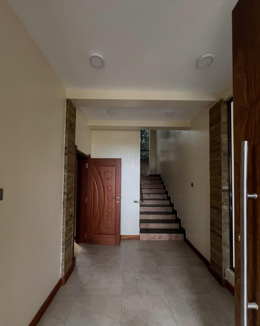 New 5-Ensuite Townhouse with Rooftop Garden - Lavington