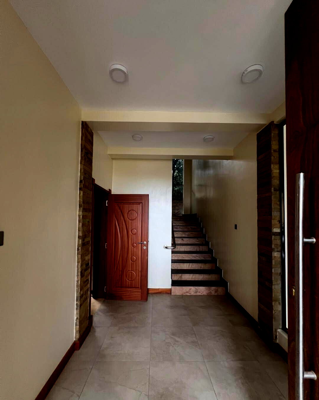 New 5-Ensuite Townhouse with Rooftop Garden - Lavington