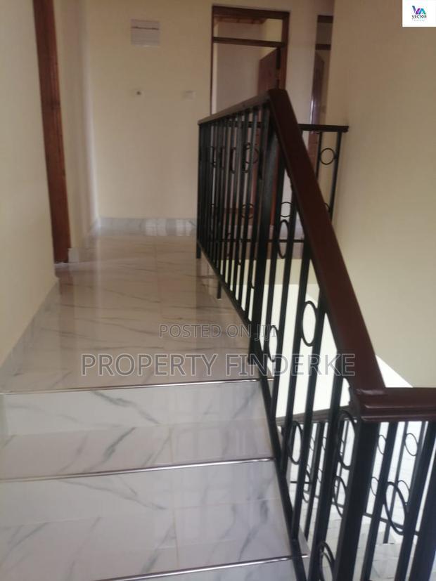 4bdrm Townhouse/Terrace in Kadeya, Oluulua for sale