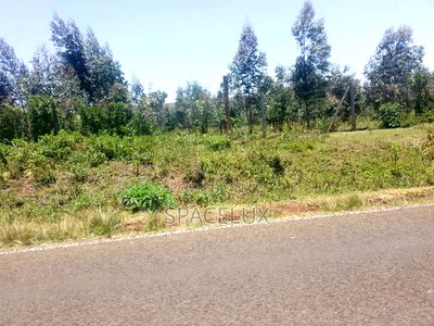 500 Acres Mombasa Rd Touching the Rd - Image 2