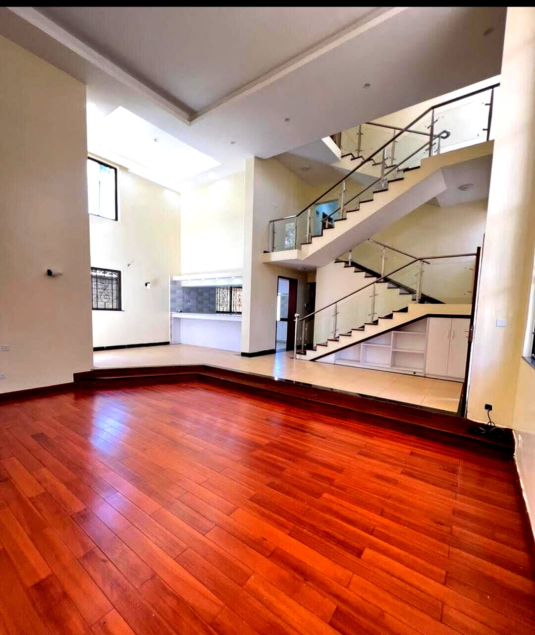 Double-Volume Living Room Townhouse with Rooftop Terrace - Lavington