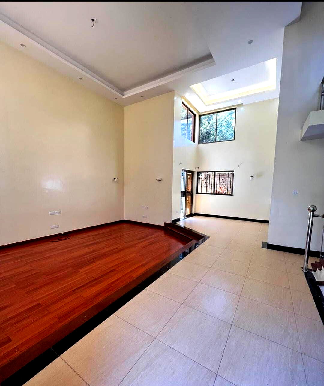Double-Volume Living Room Townhouse with Rooftop Terrace - Lavington