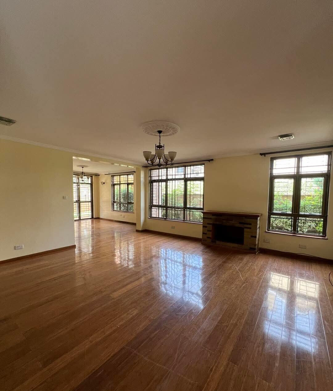 5-Bed Townhouse with Pool & Generator in Lavington - KES 70M