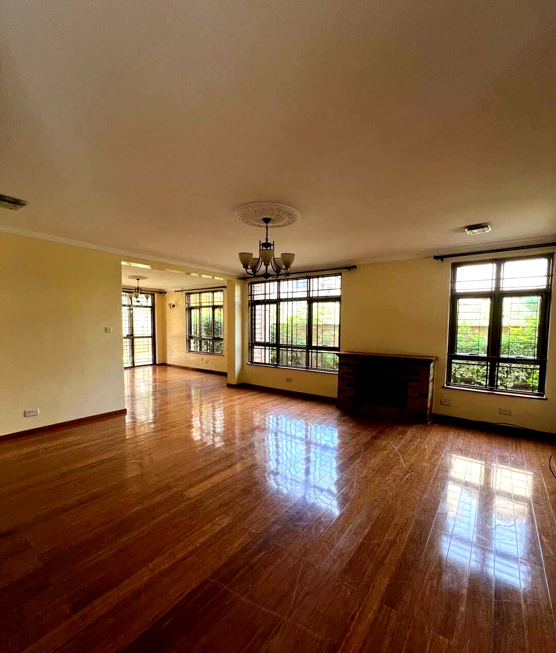 5-Bed Townhouse with Pool & Generator in Lavington - KES 70M