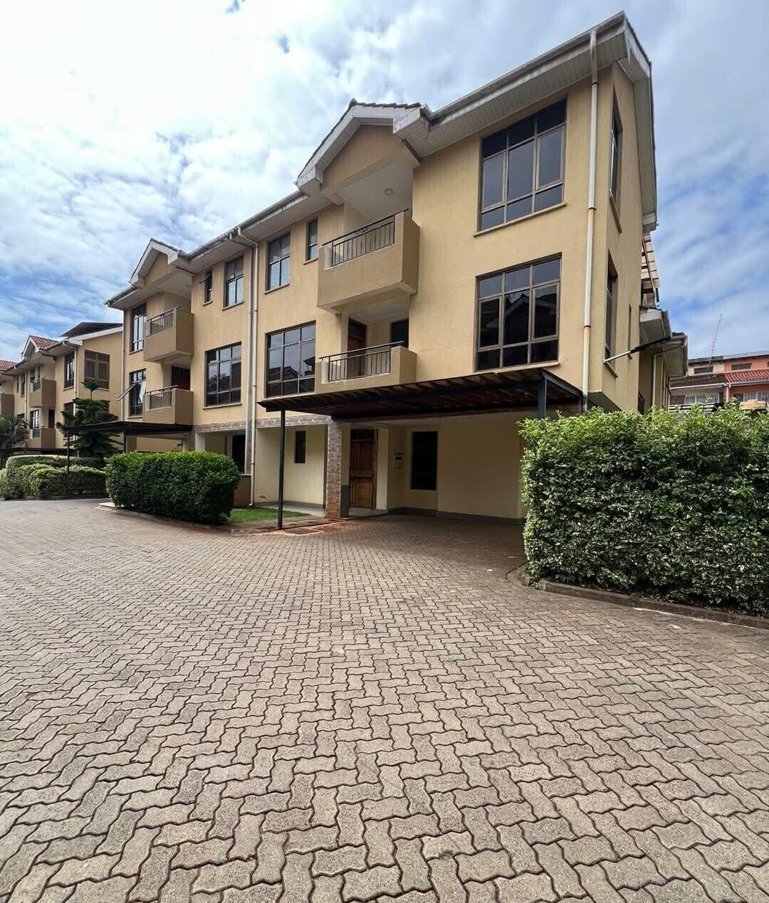 5-Bed Townhouse with Pool & Generator in Lavington - KES 70M