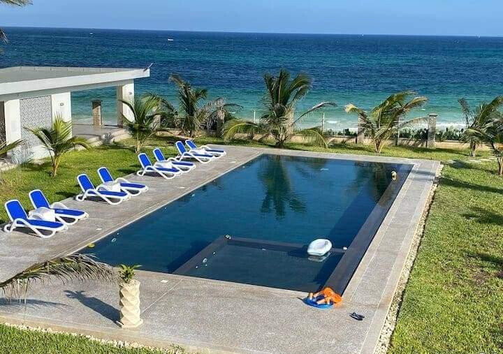 Beachfront Getaway at KSh 50K