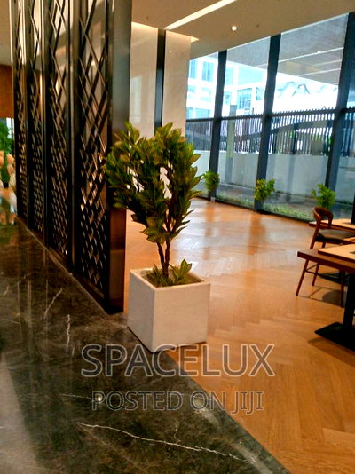 High End Mall Shops - Image 2
