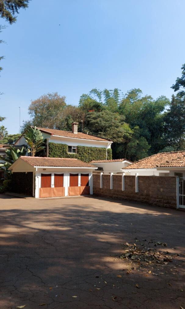 Spacious 5BR Garden Home