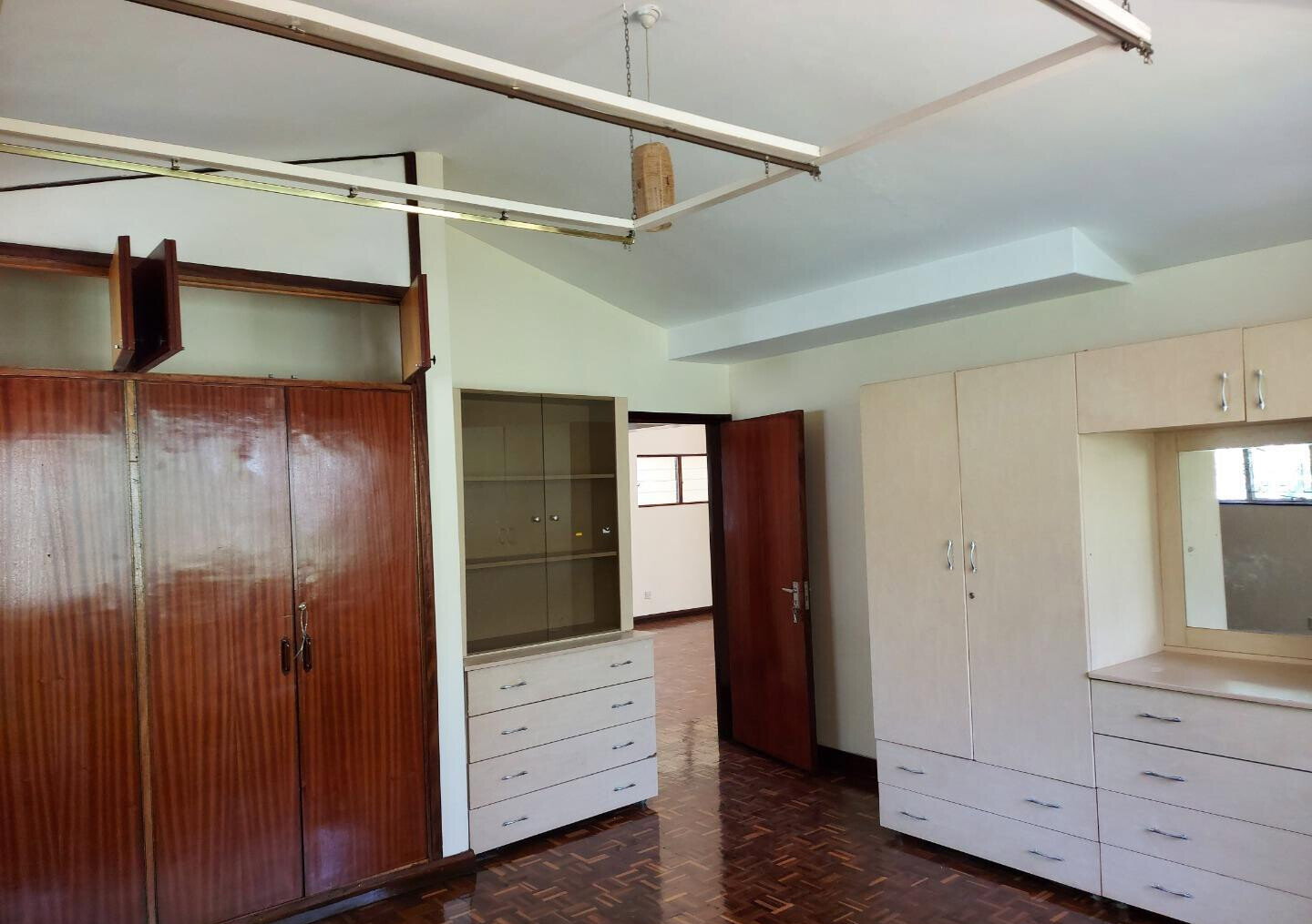 Spacious 5BR Garden Home