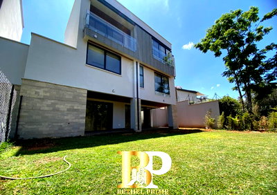 0.2 Acre Luxury Townhouse in Langata