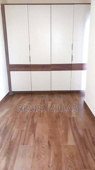 3bdrm Apartment in Parklands for rent - Image 8