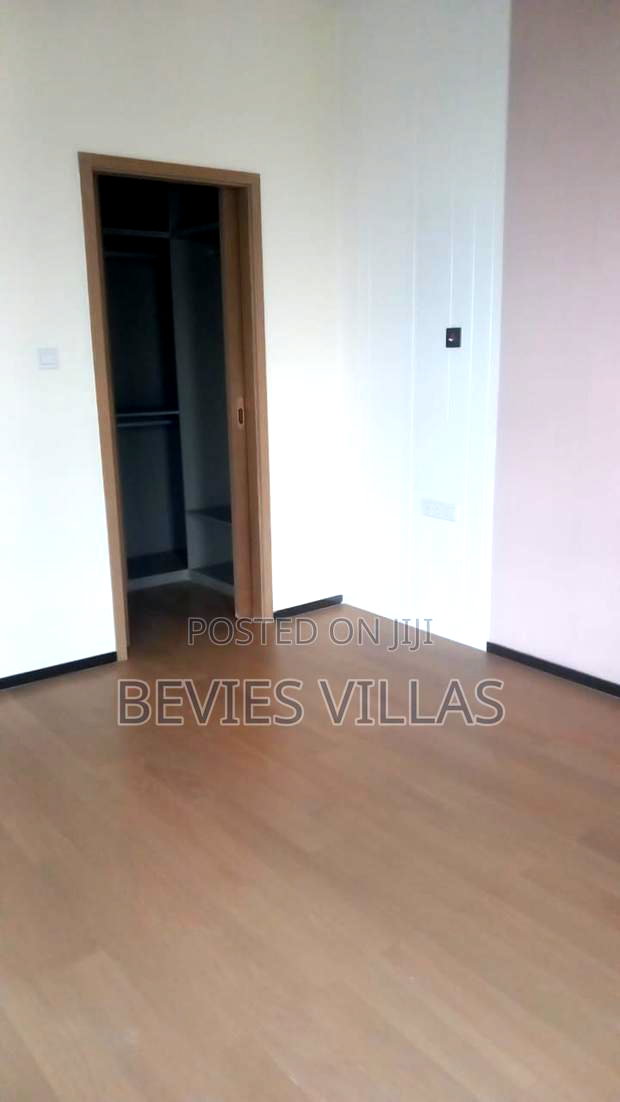 3bdrm Apartment in Parklands for rent