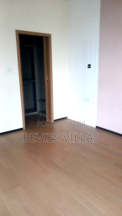 3bdrm Apartment in Parklands for rent - Image 5