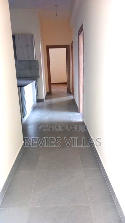 3bdrm Apartment in Parklands for rent - Image 3