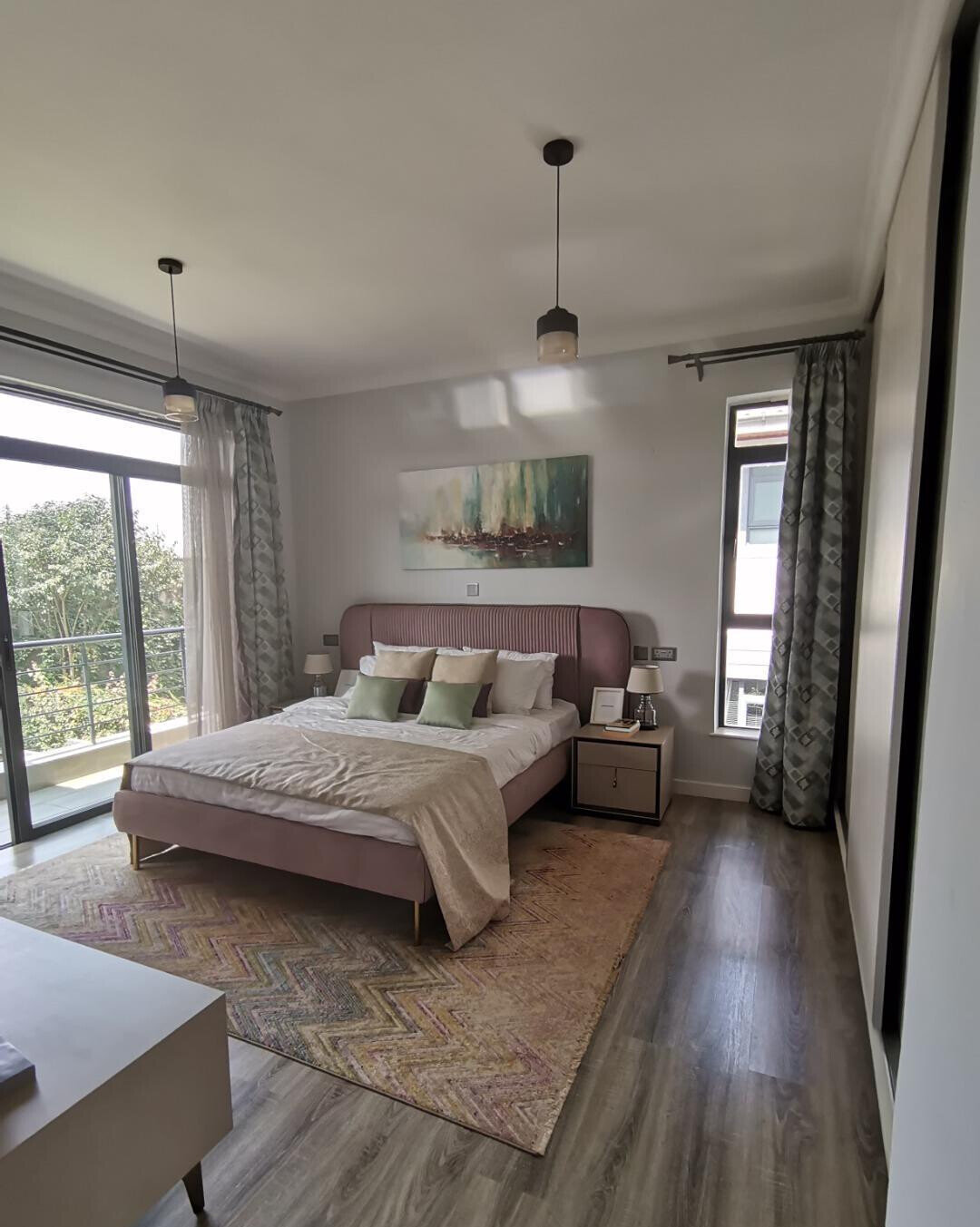4BR Villa with Heated Pool & Clubhouse Access - Runda
