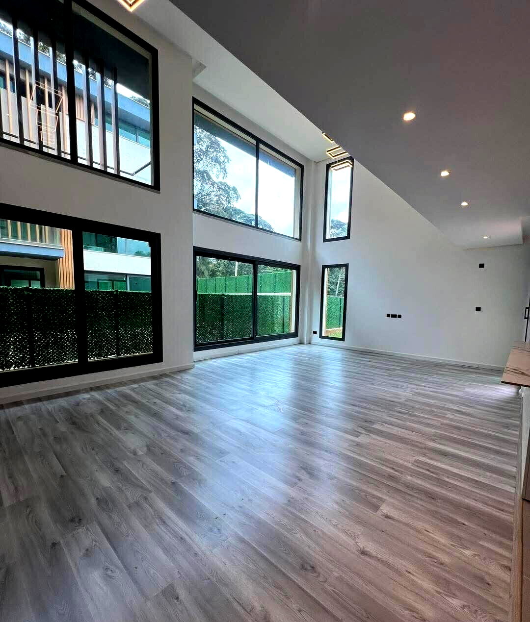 New 5-Bed All-Ensuite Townhouse with TV Lounge - Lavington
