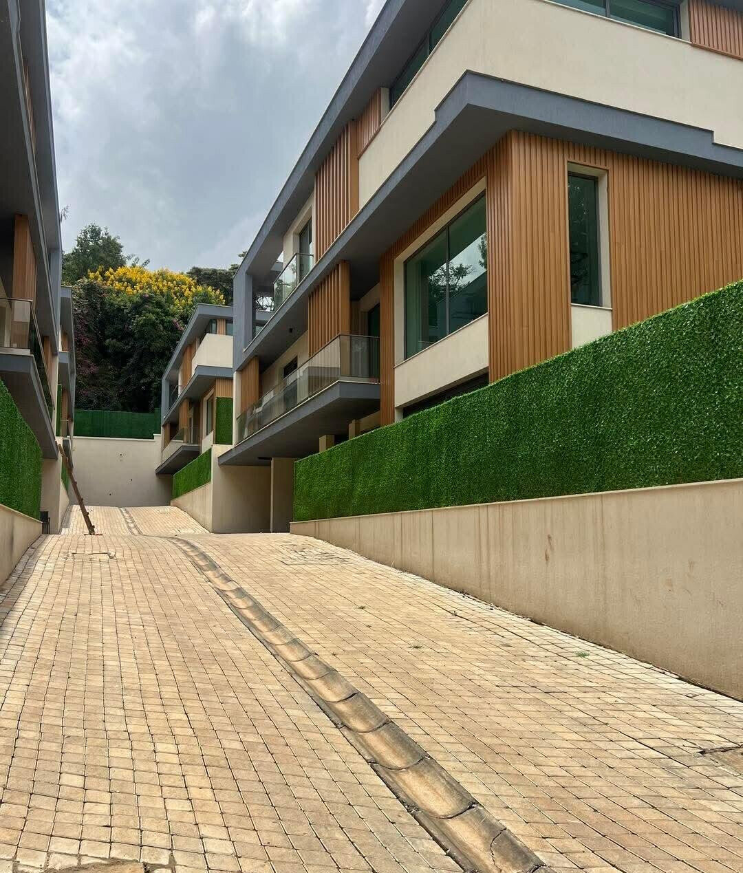 New 5-Bed All-Ensuite Townhouse with TV Lounge - Lavington