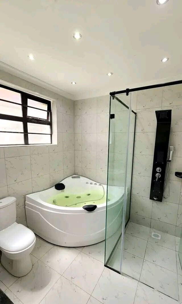 4BR All-Ensuite Villa with Staff Quarters - Serene Ruiru