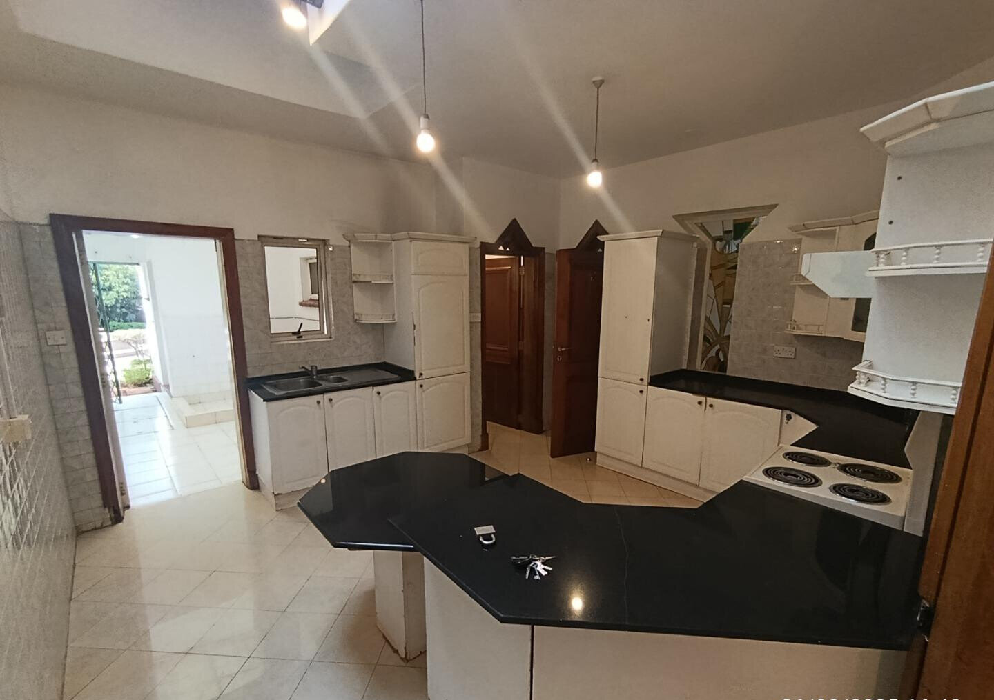 4 En-Suite Townhouse with Solar & Private Backyard - Kilimani