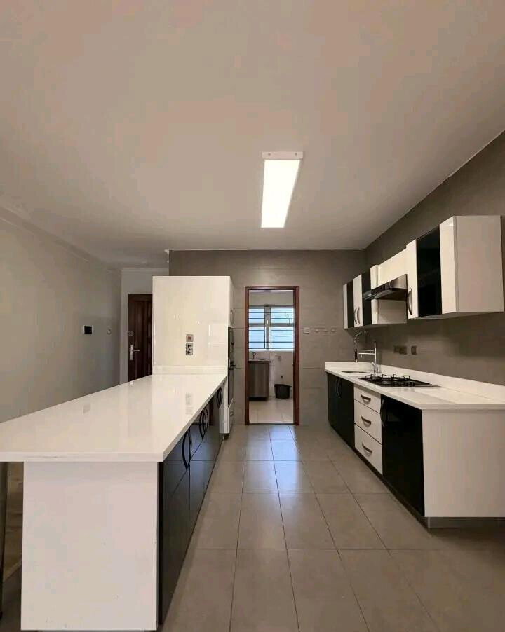 3BR En-Suite with Heated Pool & Gym Access - Kileleshwa