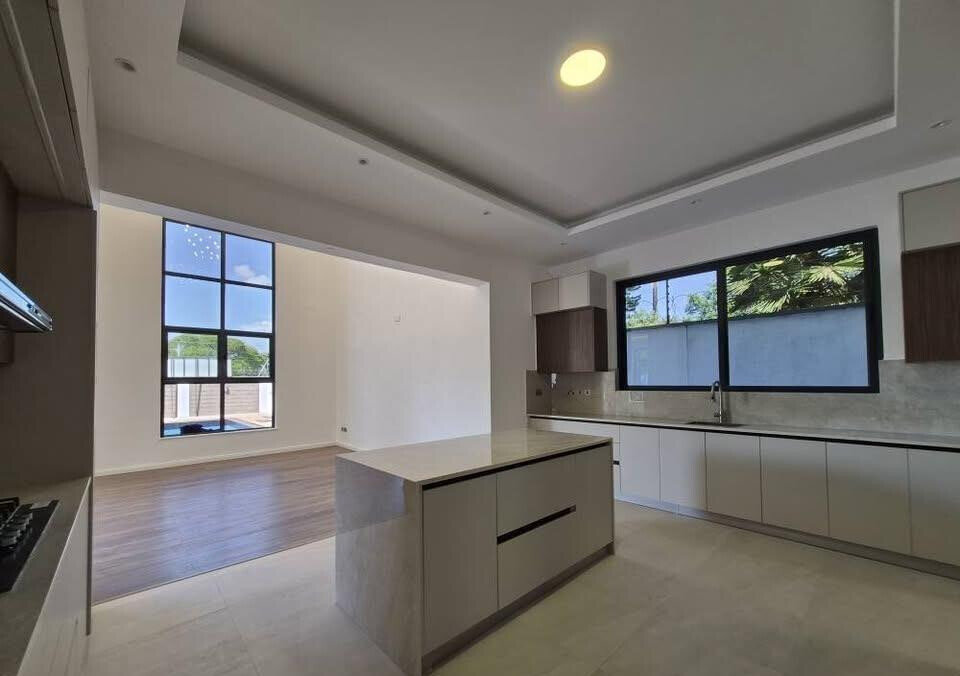 Luxury 5BR Villa at KSh 780K