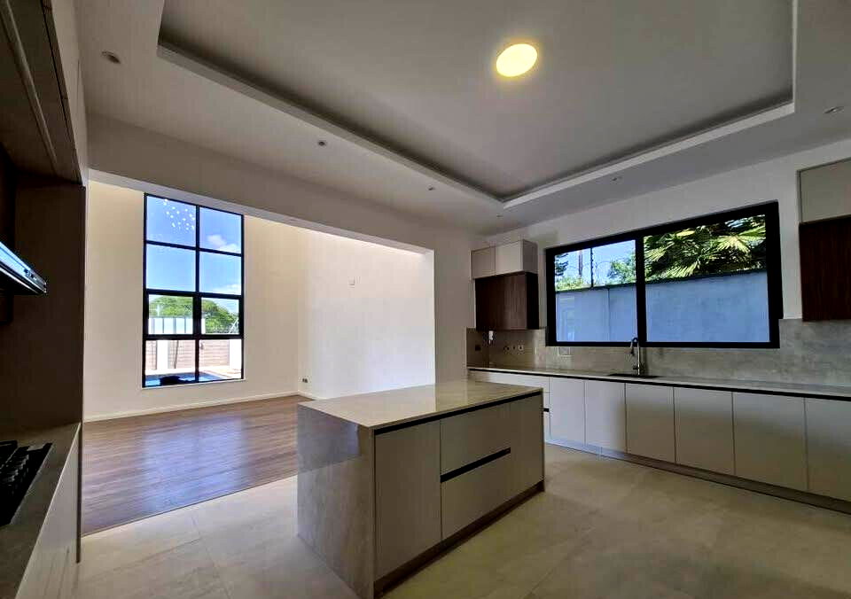 Luxury 5BR Villa at KSh 780K