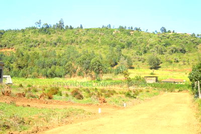 Own Land in Karai - Lusigett - Image 1