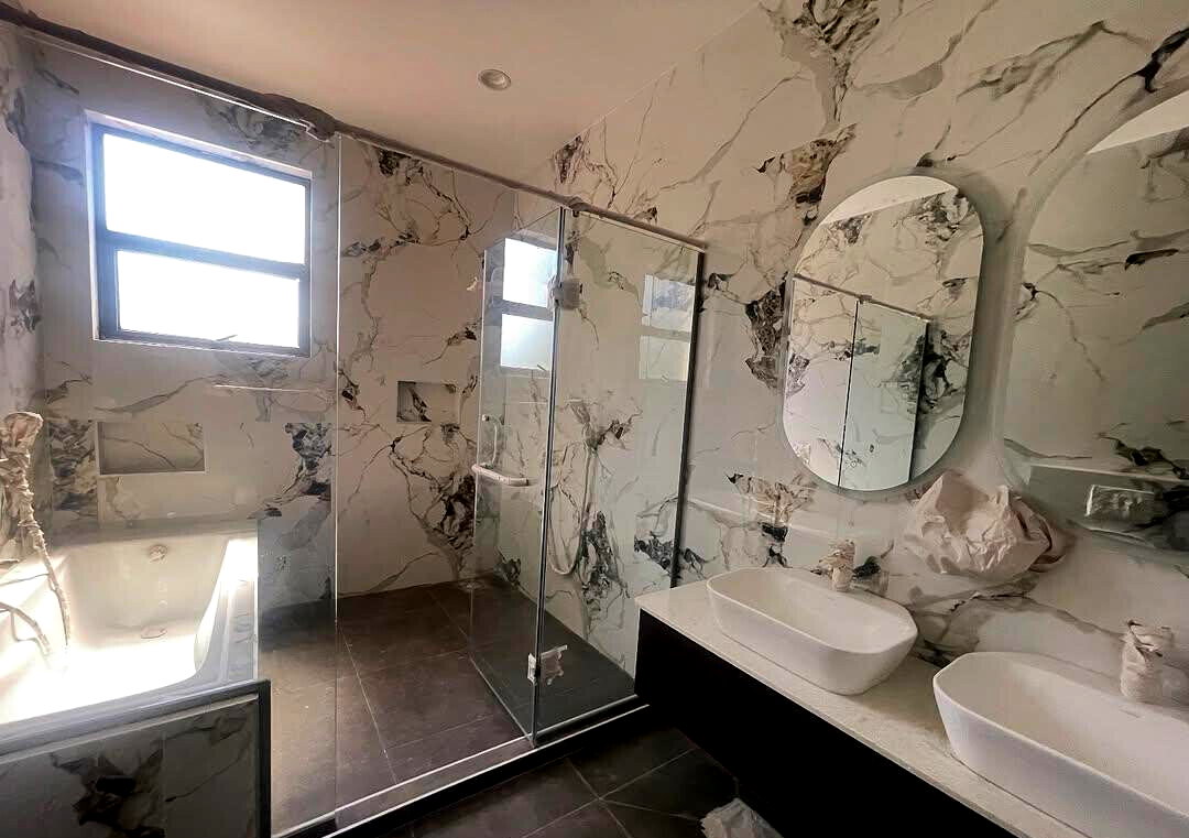 Brand New 4-Ensuite Townhouse with DSQ & Garden - Lavington
