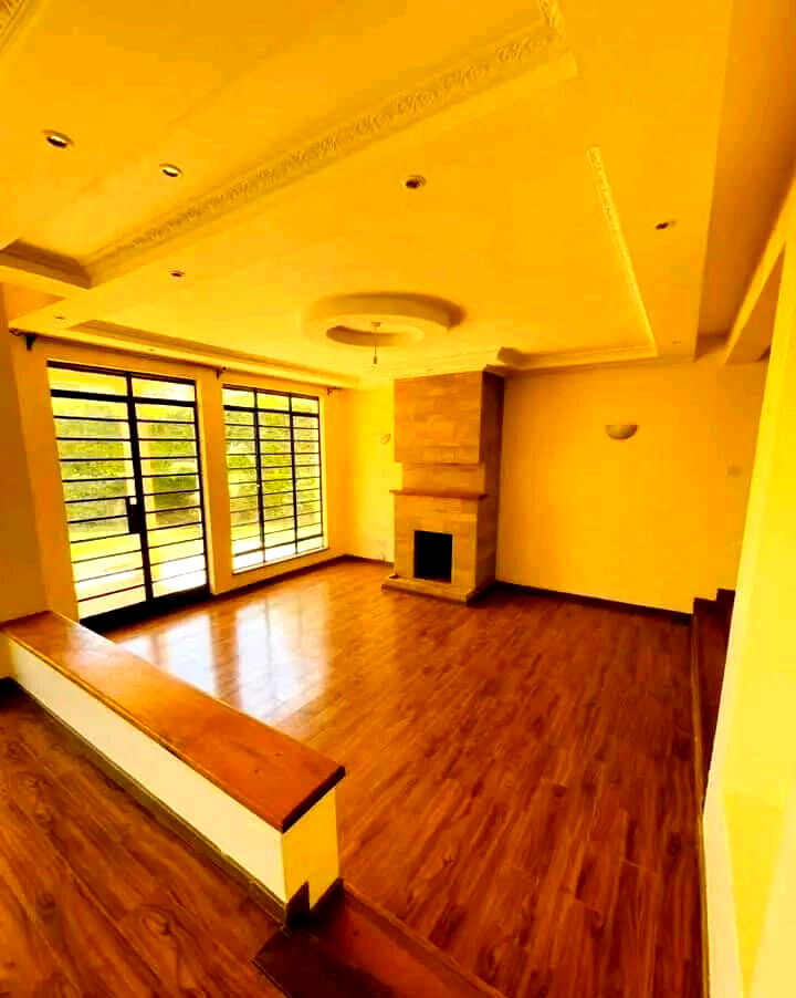 4BR Townhouse with Heated Pool & Clubhouse - Runda