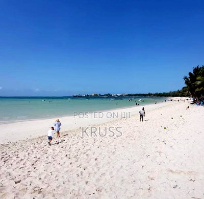 3bdrm Apartment in Nyali for sale - Image 7