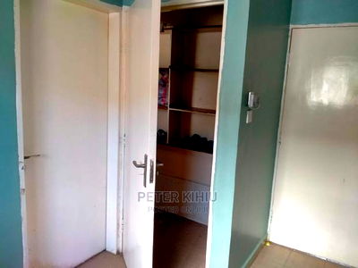 3bdrm Apartment in Nyayo Embakasi for sale - Image 9