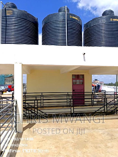 2bdrm Block of Flats in Kamakis Estate for sale - Image 11