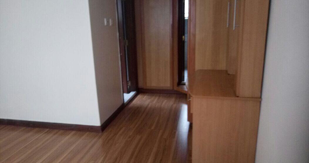 4BR Townhouse with Jacuzzi & Pool in Brookside - Westlands