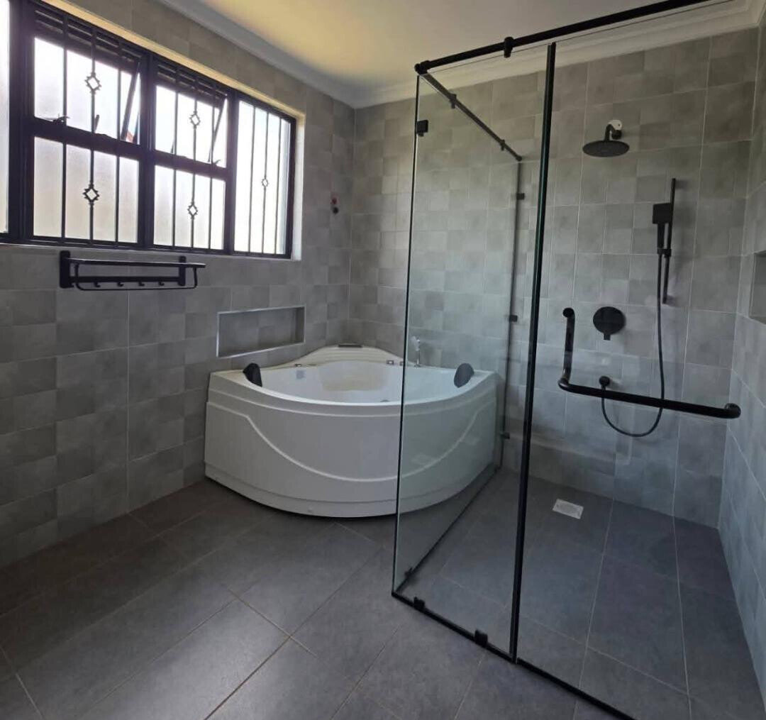 4BR All-Ensuite Townhouse on Quarter-Acre with Title - Dykio, Ruiru