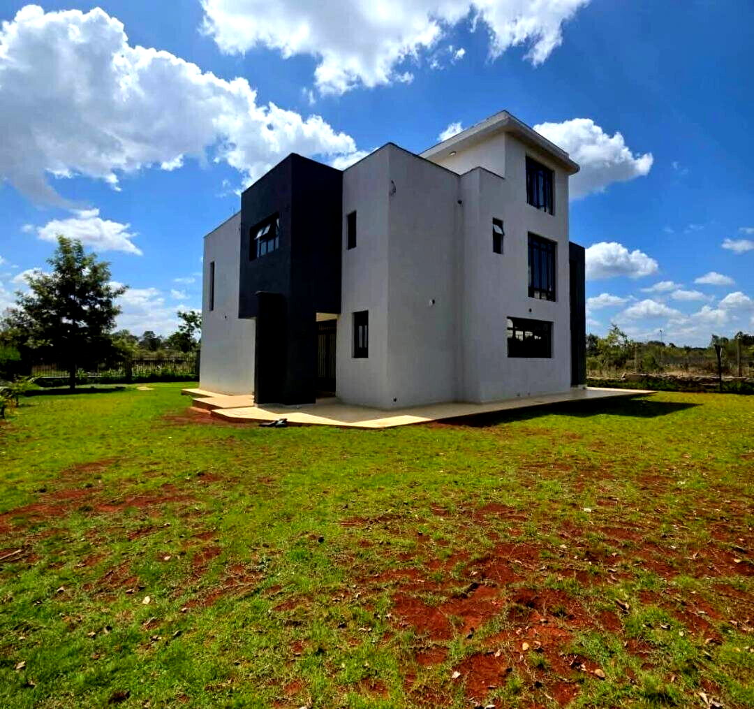 4BR All-Ensuite Townhouse on Quarter-Acre with Title - Dykio, Ruiru