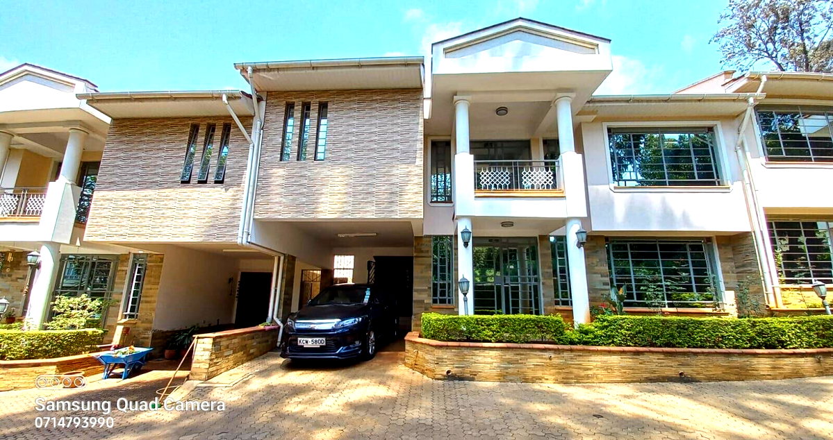 5-Ensuite Townhouse with DSQ in Quiet Spring Valley Compound