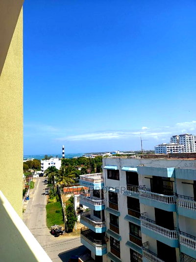 3bdrm Apartment in Kizingo for Sale - Image 5