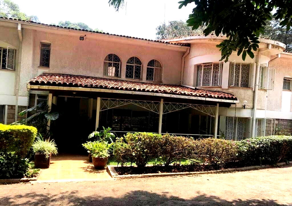 6-Bed Townhouse on 0.75 Acres Near Village Market - Gigiri