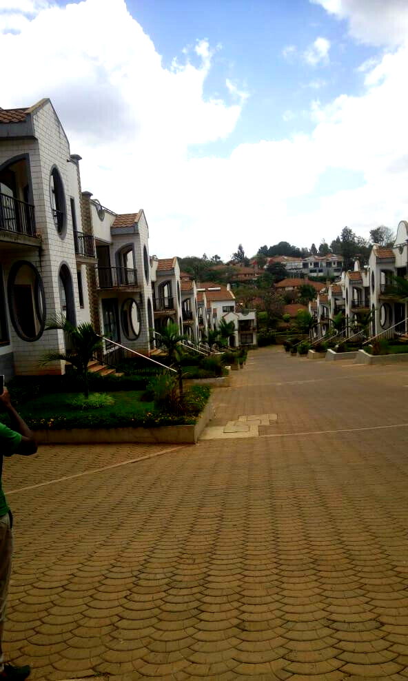 Renovated 5-Ensuite Townhouse with Rooftop Terrace - Westlands