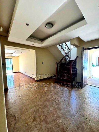 5bdrm Townhouse/Terrace in Lavington, Maziwa for sale - Image 10