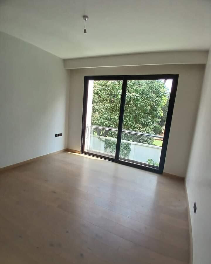 4BR Townhouse with Sunken Lounge & DSQ - Lavington