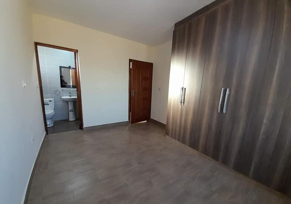 4BR All-Ensuite Townhouse with Rooftop & DSQ - Syokimau