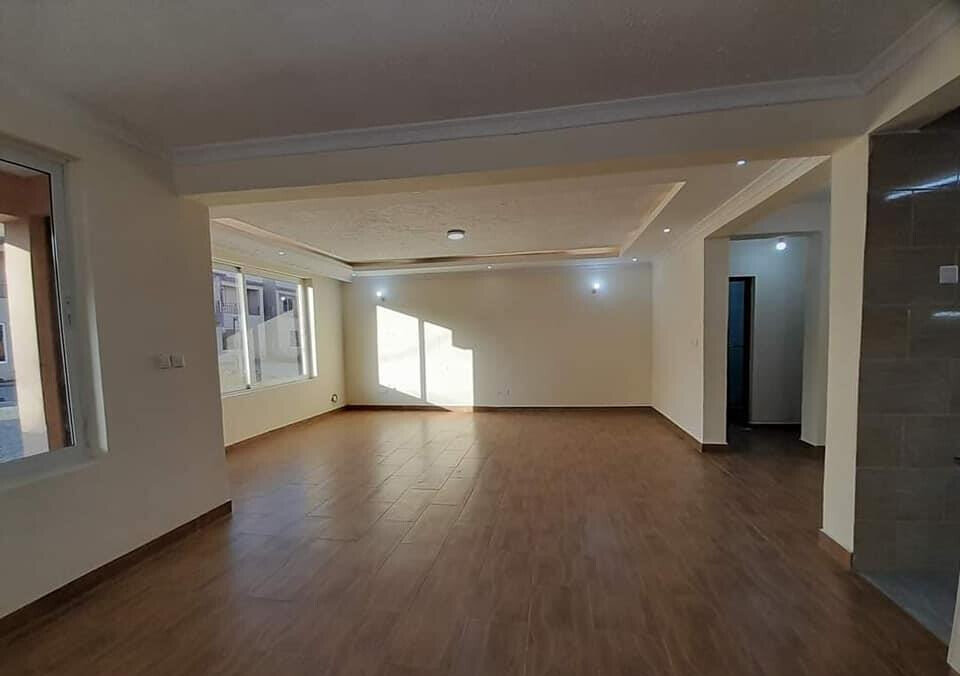 4BR All-Ensuite Townhouse with Rooftop & DSQ - Syokimau